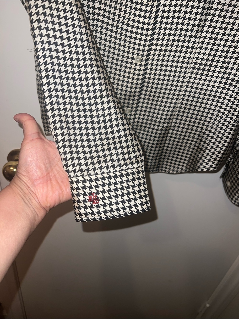 Ralph Lauren Black and White Houndstooth Button-Down Shirt - Picture 6 of 7